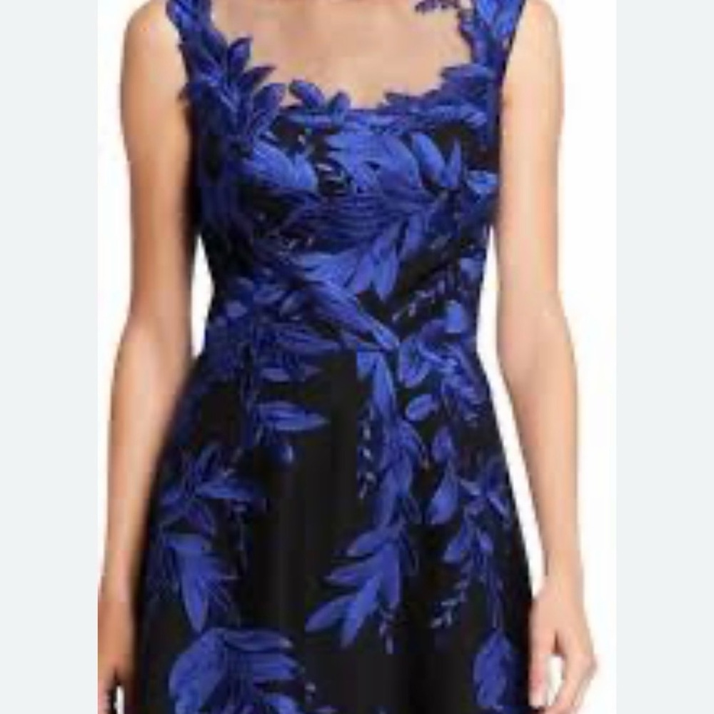 Mariel black with royal blue embroidered dress - Picture 4 of 12